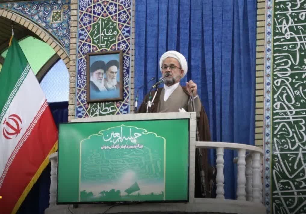 امام جمعه موقت کرمان از عملکرد موفق رسانه‌ها در جنگ ١٢ روزه تقدیر کرد